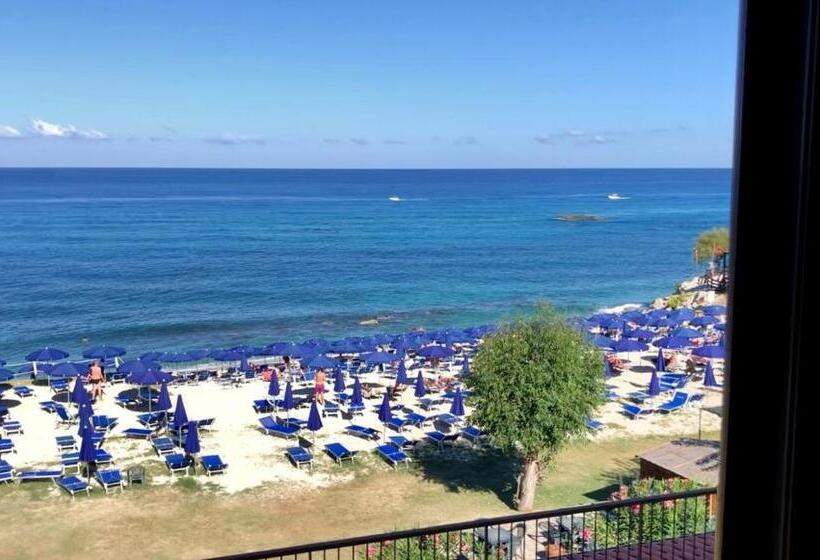 스탠다드 스튜디오 바다 전망, Villaggio Roller Club