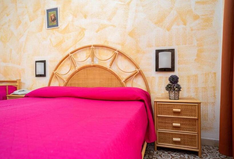 스탠다드 스튜디오, Villaggio Roller Club