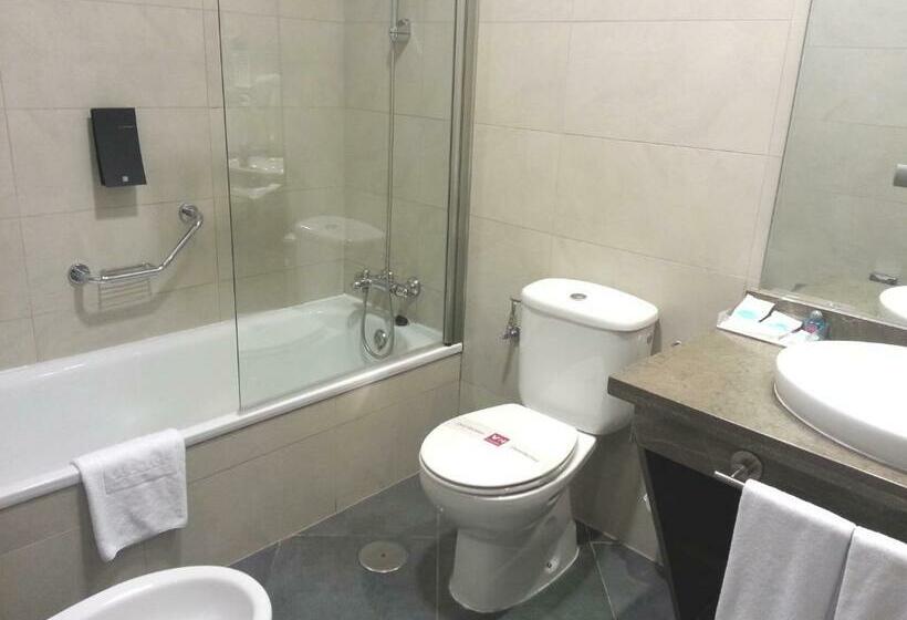 家庭间, Vertice Sevilla Aljarafe