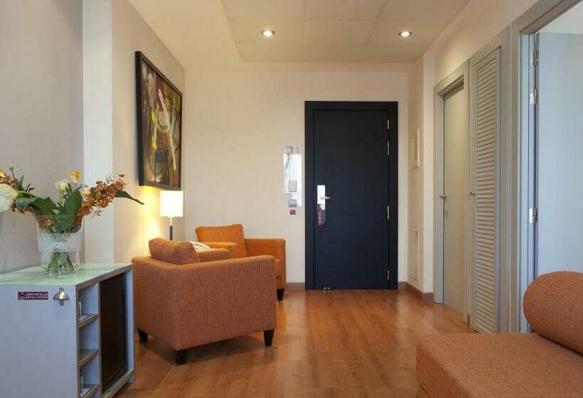 家庭间, Vertice Sevilla Aljarafe