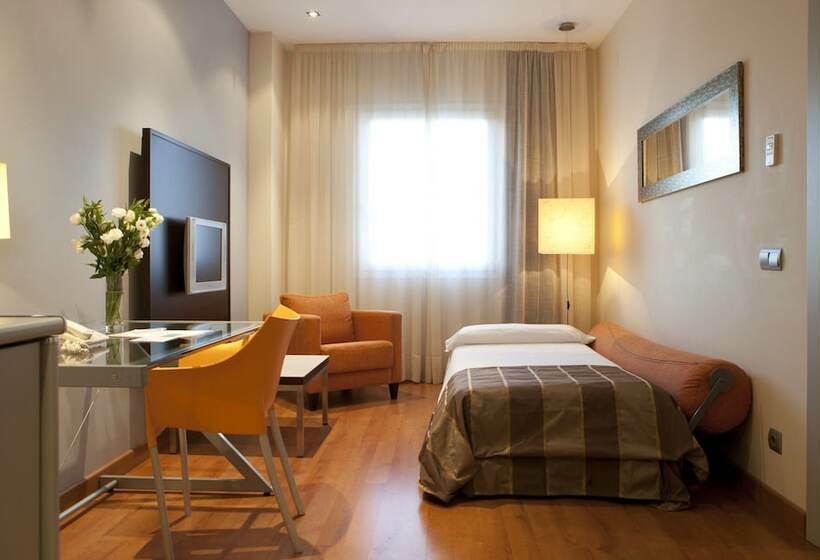 家庭间, Vertice Sevilla Aljarafe