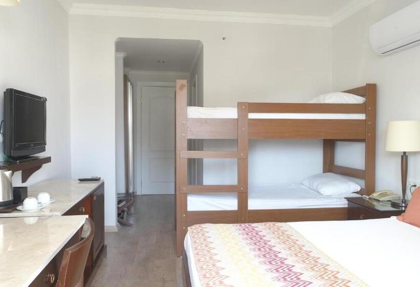 Bahçe Manzaralı 4 kişilik Standart Oda, Akdora Resort & Spa