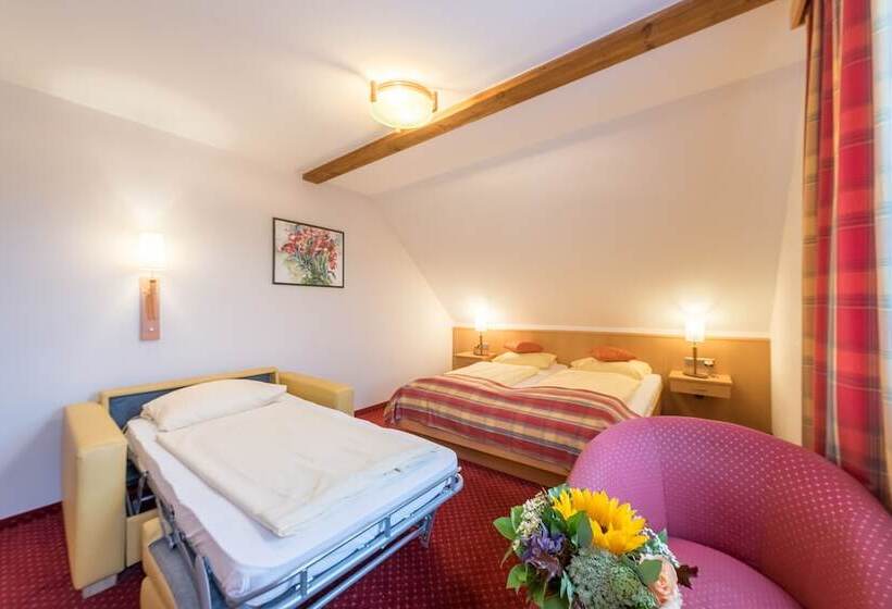 اتاق استاندارد سه نفره, Austria Classic Hotel Hölle