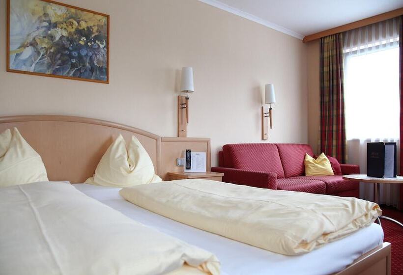 اتاق استاندارد سه نفره, Austria Classic Hotel Hölle
