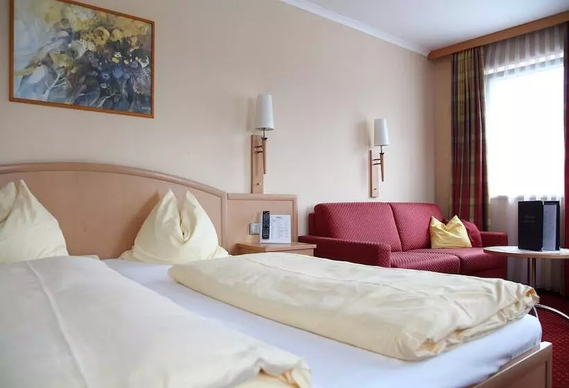 اتاق استاندارد سه نفره, Austria Classic Hotel Hölle