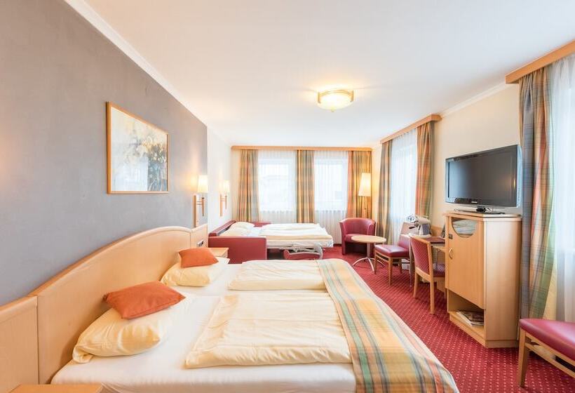 اتاق استاندارد چهار تخته, Austria Classic Hotel Hölle