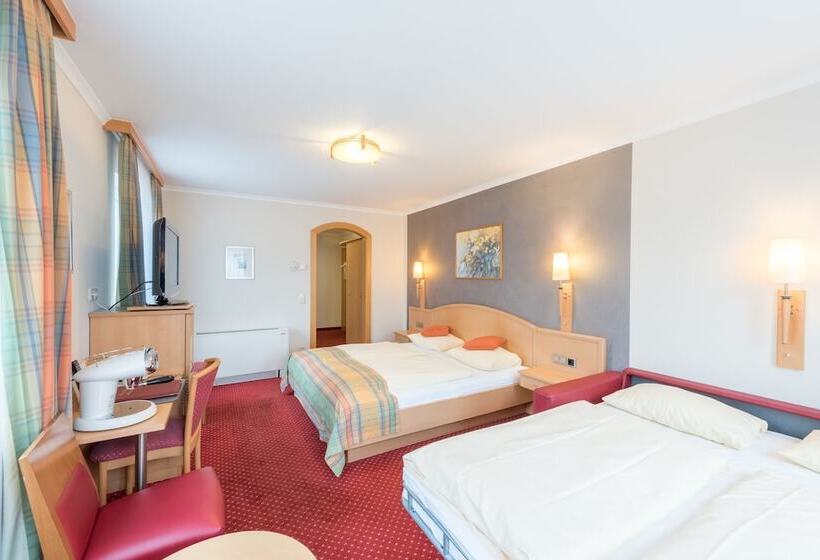 اتاق استاندارد چهار تخته, Austria Classic Hotel Hölle