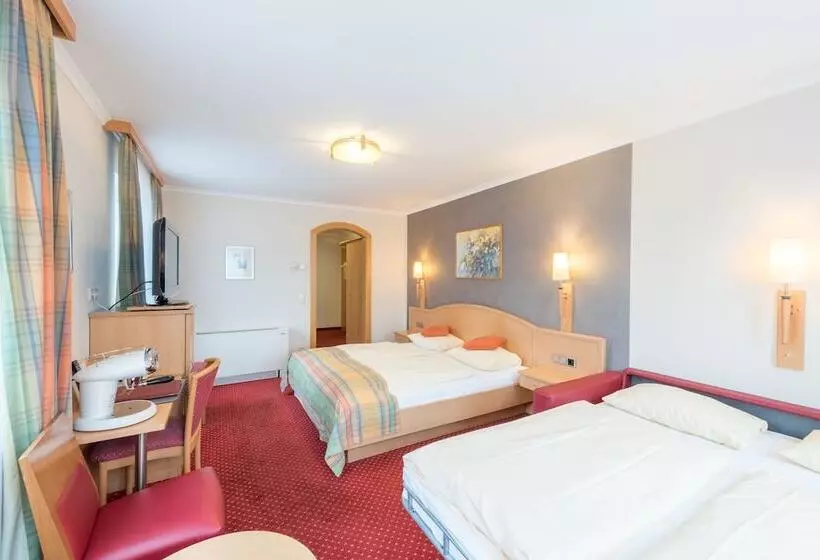 اتاق استاندارد چهار تخته, Austria Classic Hotel Hölle