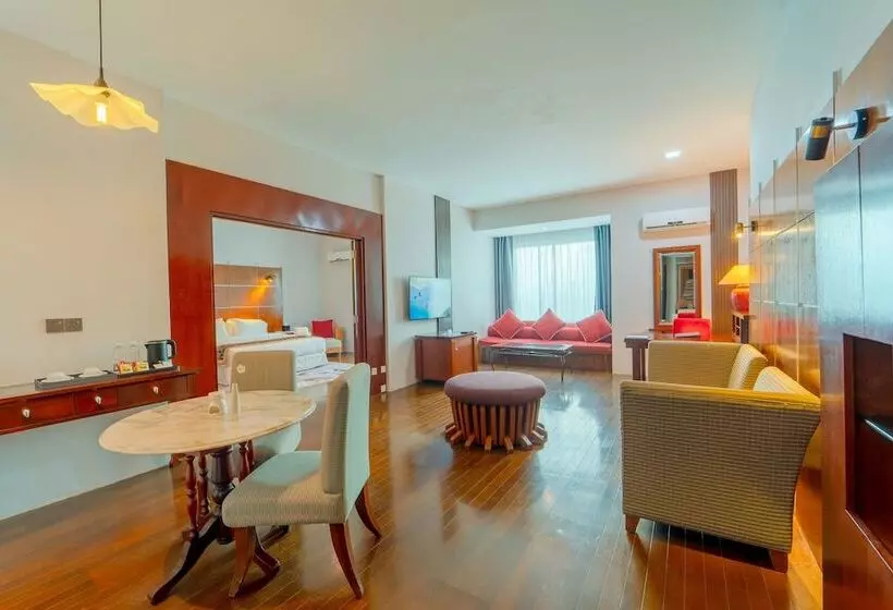 سوییت جونیور, Wings By Croske Resort Langkawi