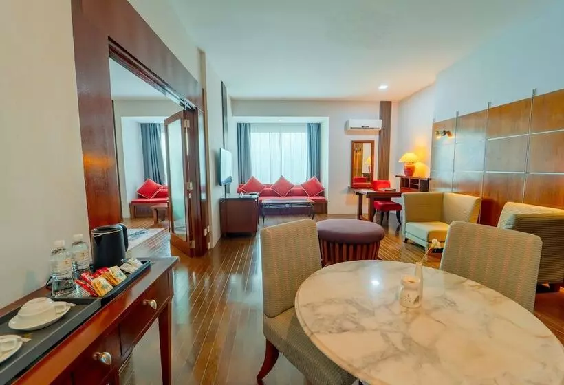 سوییت جونیور, Wings By Croske Resort Langkawi