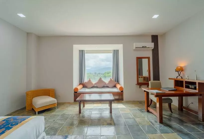 سوییت اجرایی, Wings By Croske Resort Langkawi