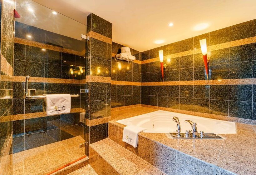 プレジデントスイートルーム, Wings By Croske Resort Langkawi