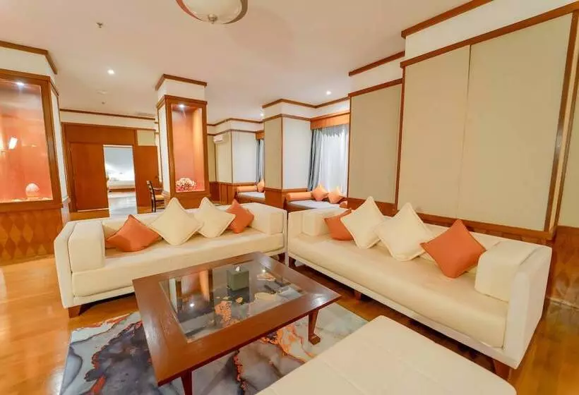 سوئیت پرزیدنت, Wings By Croske Resort Langkawi