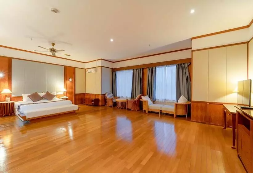 سوئیت پرزیدنت, Wings By Croske Resort Langkawi