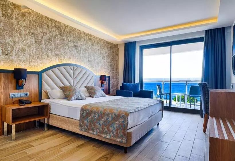 オーシャンビュースタンダードルームバルコニー付き, Grand Uysal Beach & Spa