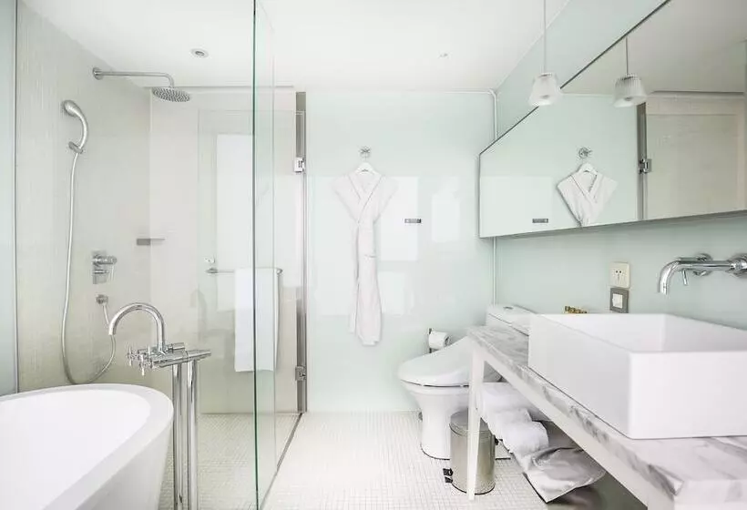 اتاق لوکس با چشم‌انداز شهر, Ambience Hotel Taipei