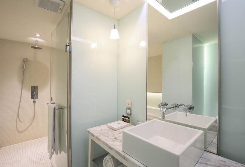 اتاق استاندارد, Ambience Hotel Taipei