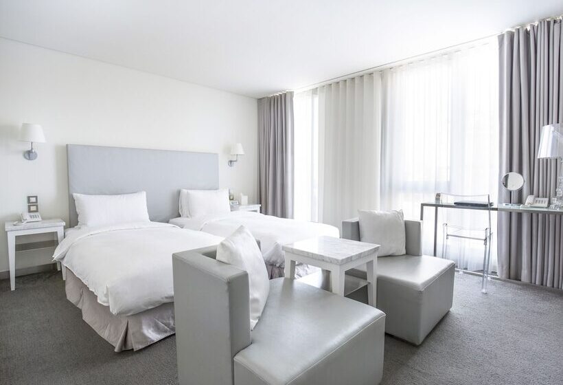 اتاق استاندارد, Ambience Hotel Taipei