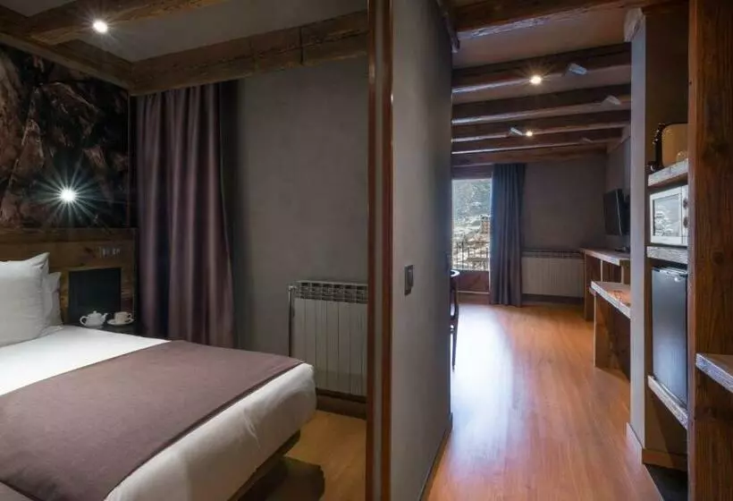 سوییت, Anyospark Mountain & Wellness Resort