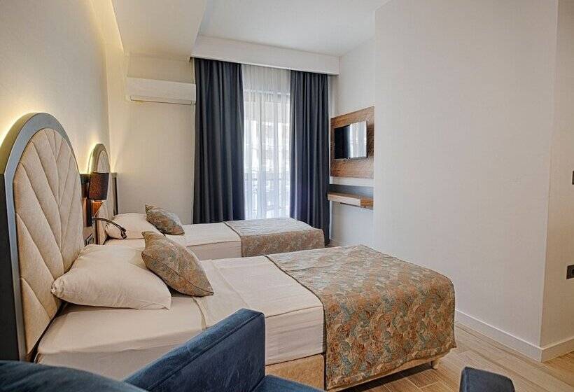 패밀리 룸, Grand Uysal Beach & Spa