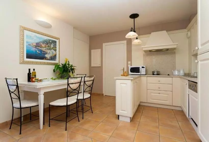 １ベッドルームアパートメント, Madame Vacances Domaine Du Provence Country Club Service Premium