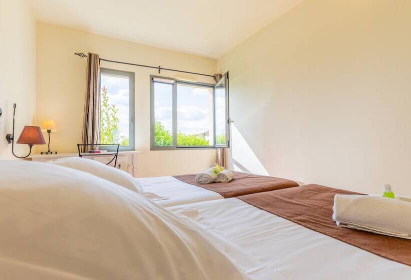 带2个卧室的公寓, Madame Vacances Domaine Du Provence Country Club Service Premium