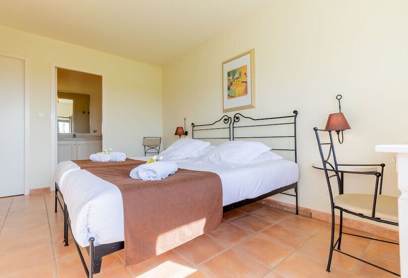 带2个卧室的公寓, Madame Vacances Domaine Du Provence Country Club Service Premium