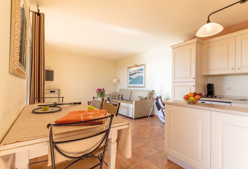 带2个卧室的公寓, Madame Vacances Domaine Du Provence Country Club Service Premium