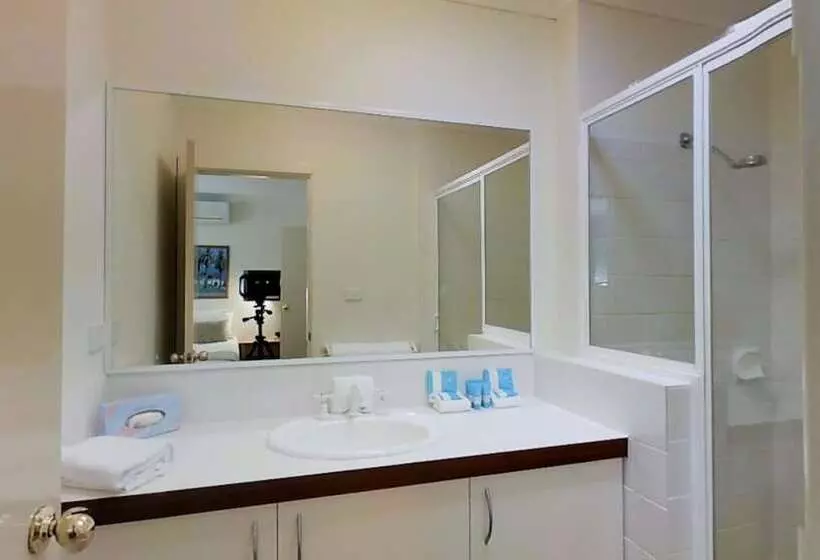 آپارتمان 4 خوابه, Margarets Beach Resort
