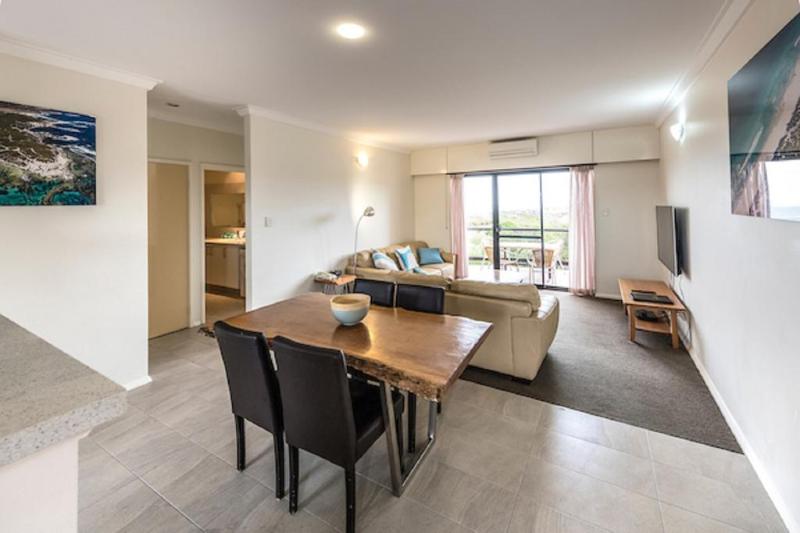 Апартаменты 2 Спальни, Margarets Beach Resort