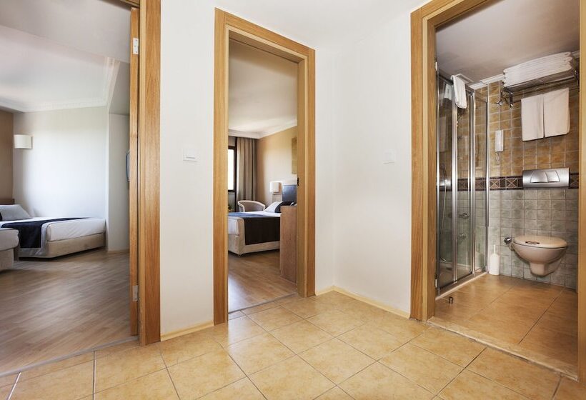 패밀리 룸, Mholiday Hotels Stone Palace Side All Inclusive