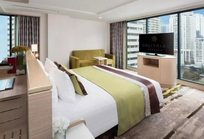 اتاق لوکس با چشم‌انداز استخر, Solitaire Bangkok Sukhumvit 11
