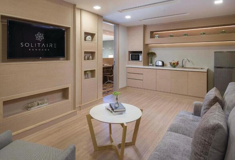 سوئیت کلاب, Solitaire Bangkok Sukhumvit 11