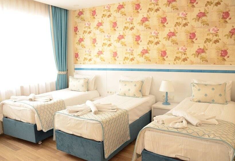 Üç Kişilik Standart Oda, Star Holiday