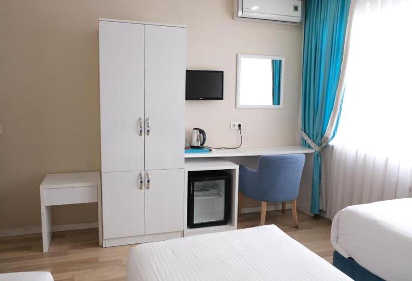 Üç Kişilik Standart Oda, Star Holiday