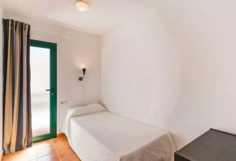 آپارتمان 2 خوابه با تراس, Apartamentos Los Rosales