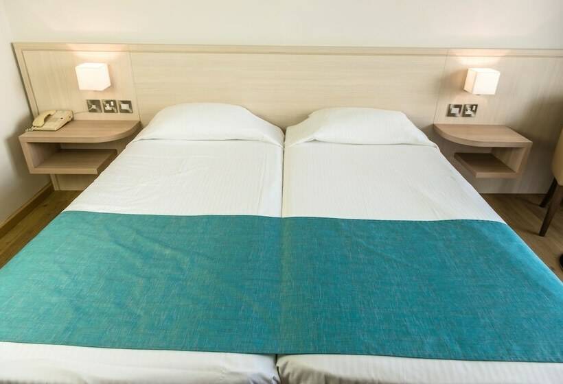 غرفة قياسية مطلّة علي الحديقة, Cynthiana Beach