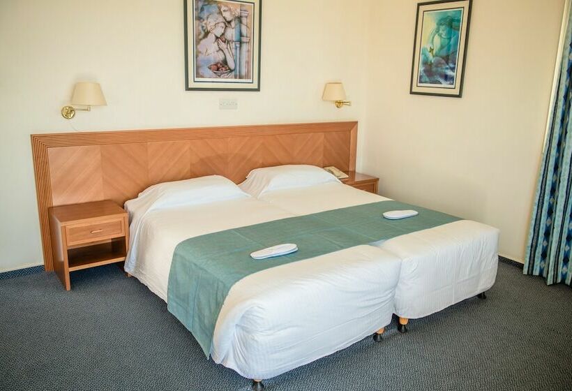 غرفة سوبيريور مطلّة علي البحر, Cynthiana Beach