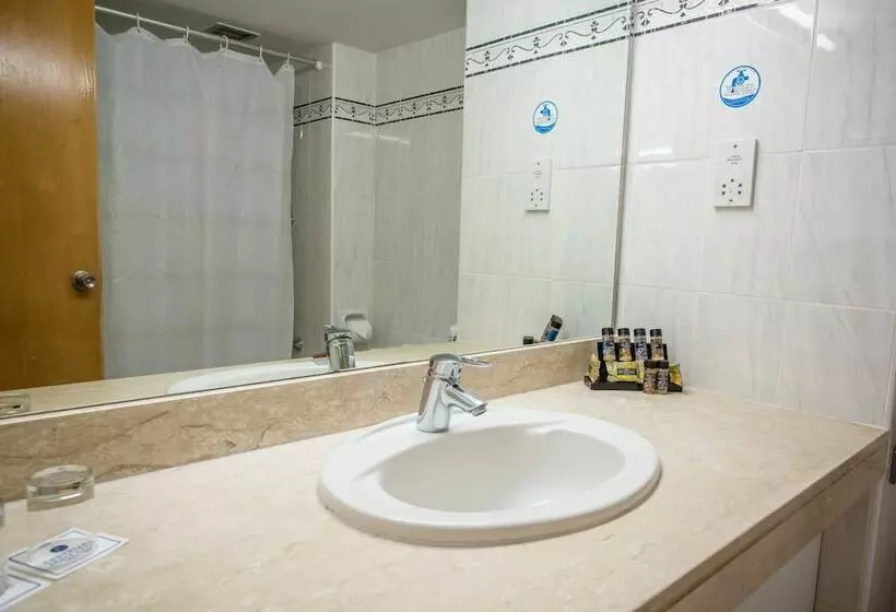 اتاق استاندارد با چشم‌انداز باغ, Cynthiana Beach