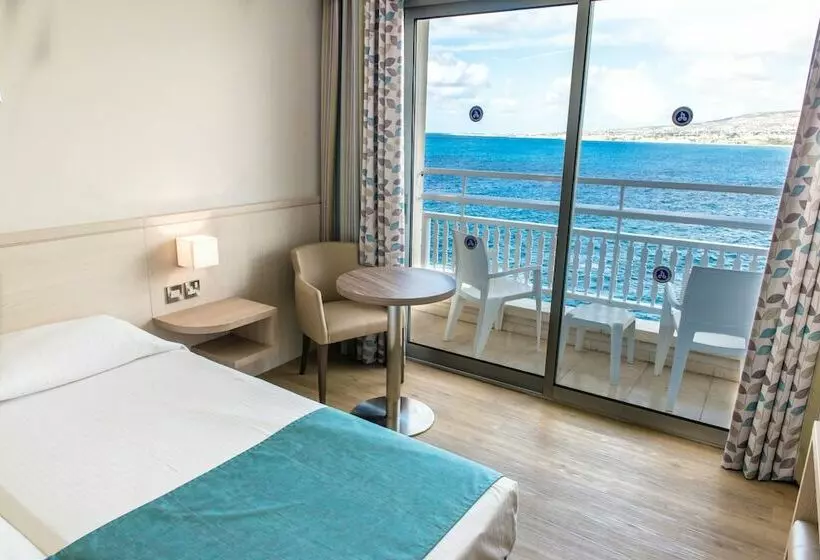 Standard Single Room Sea View