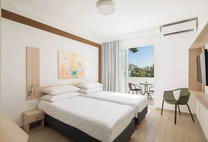 Comfort room with balcony, Aminess Casa Bellevue