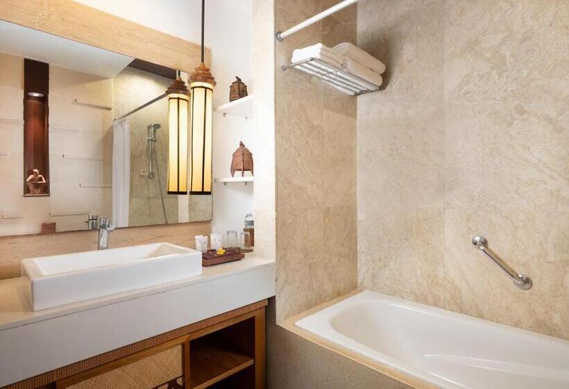 غرفة ديلوكس ثلاثية, Bali Niksoma Boutique Beach Resort