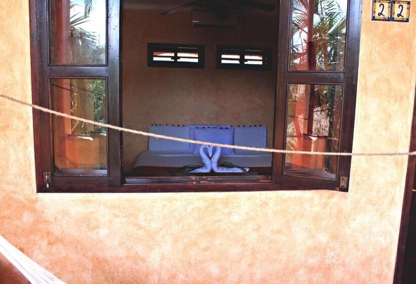 חדר סופריור עם מיטת קינג, Barrio Latino Hotel Drop And Go By Bestoffer Stays