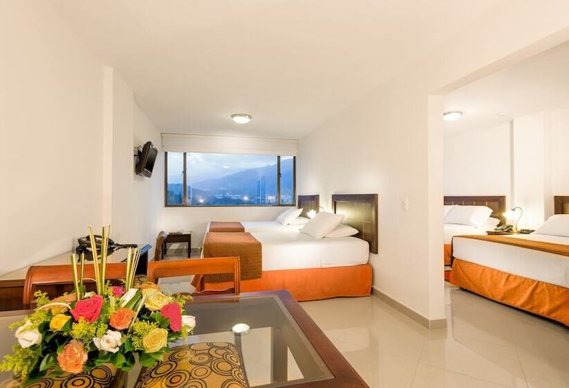 패밀리 룸, Dann Combeima