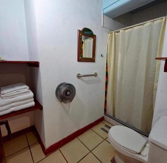 اتاق استاندارد چهار تخته, Eco Suites Uxlabil Guatemala