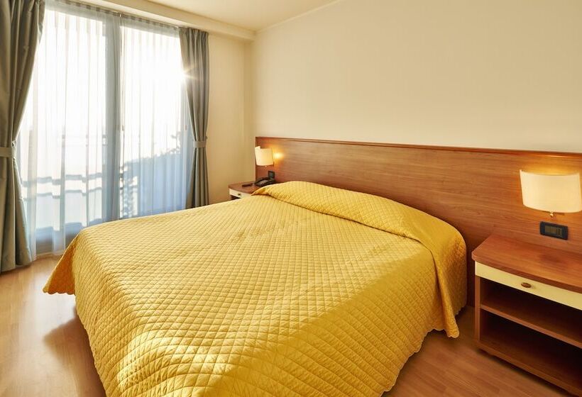 Люкс Классика, Fonzari