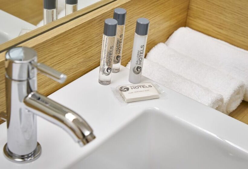 غرفة قياسية, Fonzari