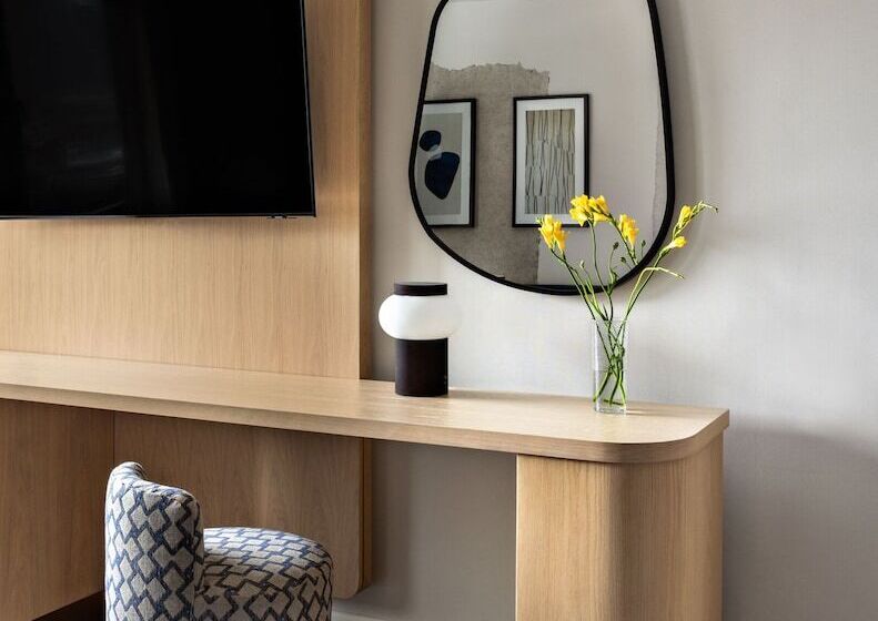 프리미엄 룸, Kimpton Theta New York   Times Square, An Ihg