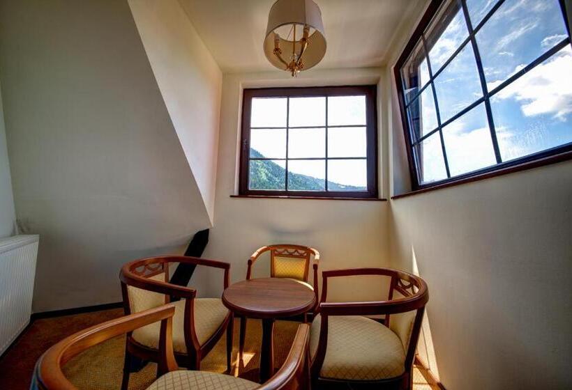 스위트, House Of Dracula