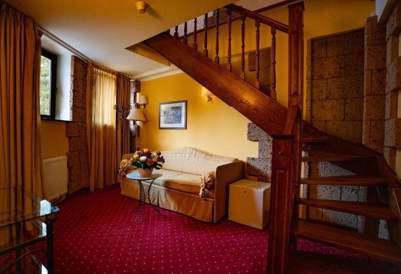 스위트, House Of Dracula